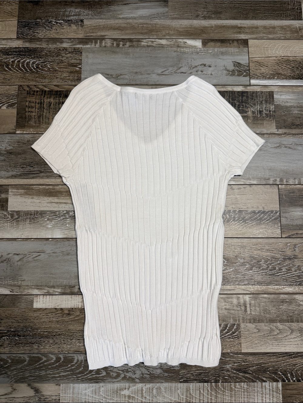 George White Ribbed V-Neck Short Sleeve Top - Picture 2 of 5